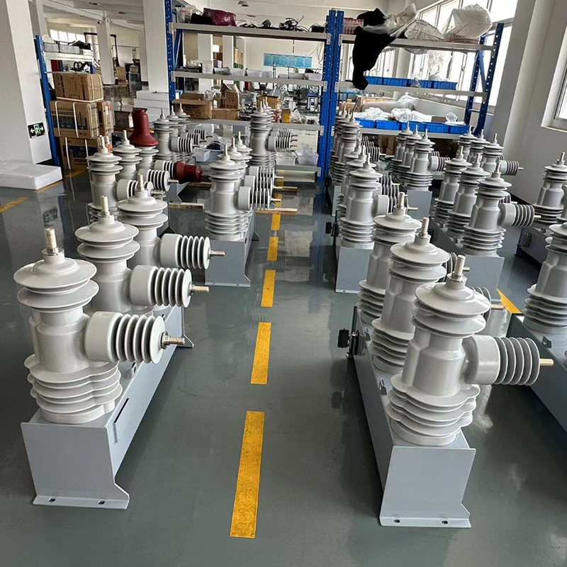 Automatic Circuit Recloser